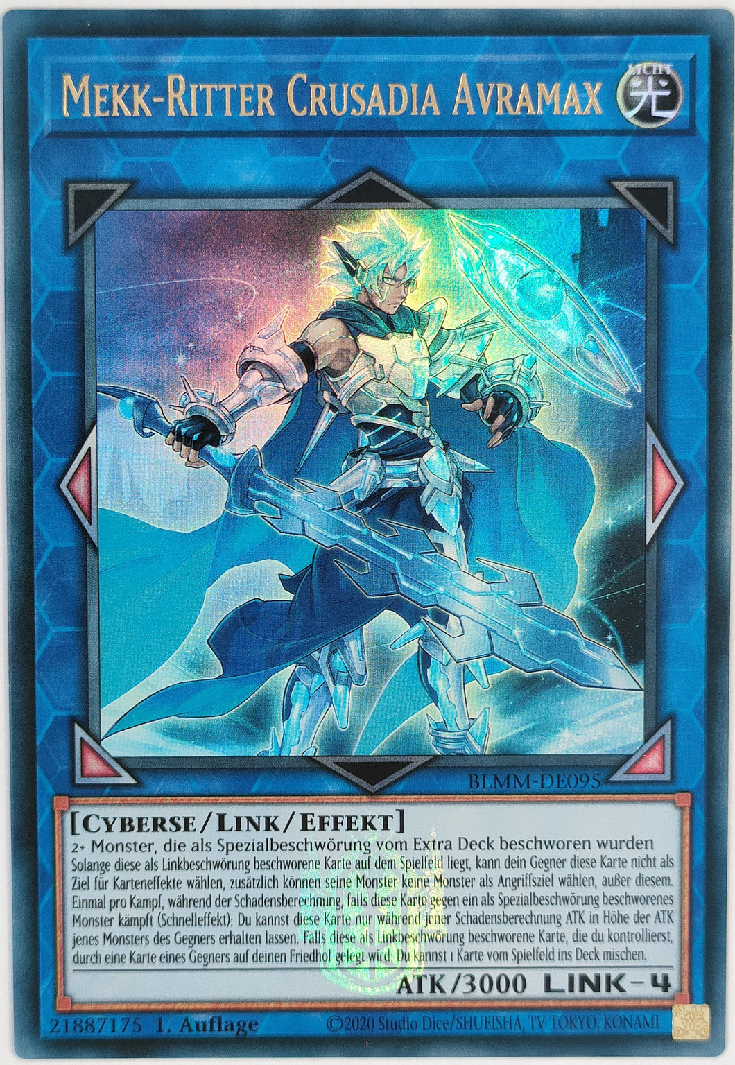 Mekk-Ritter Crusadia Avramax - Ultra Rare