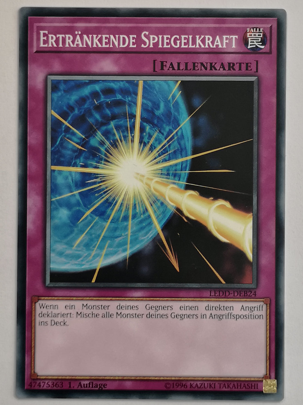 Ertränkende Spiegelkraft - Common