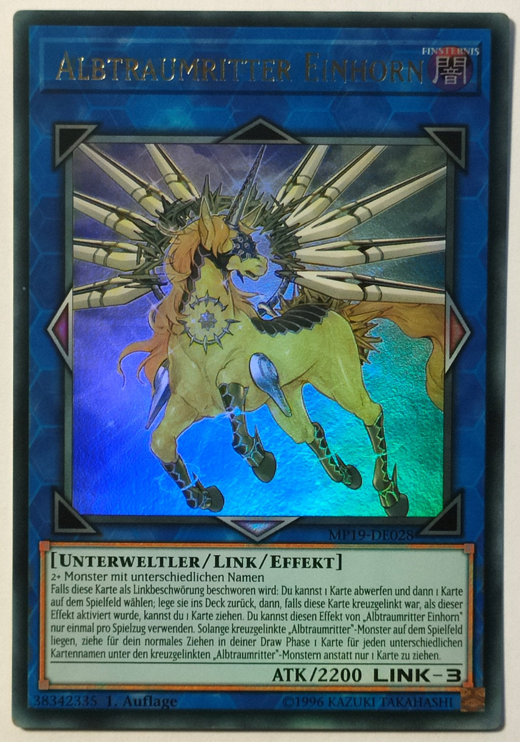 Albtraumritter Einhorn - Ultra Rare