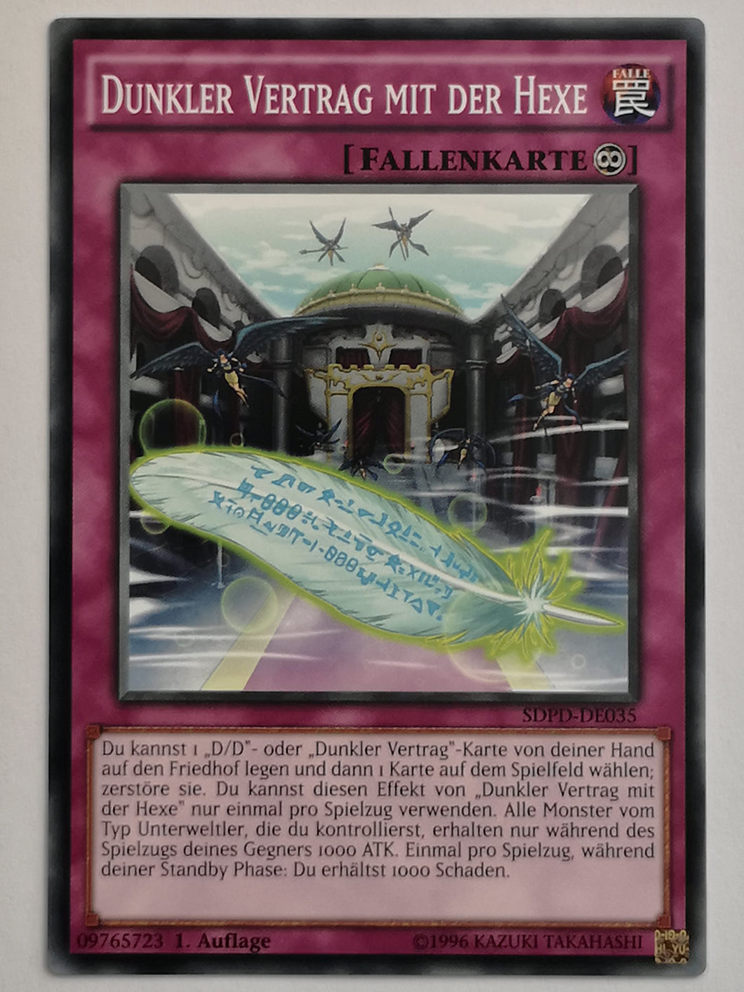 Dunkler Vertrag mit der Hexe - Common